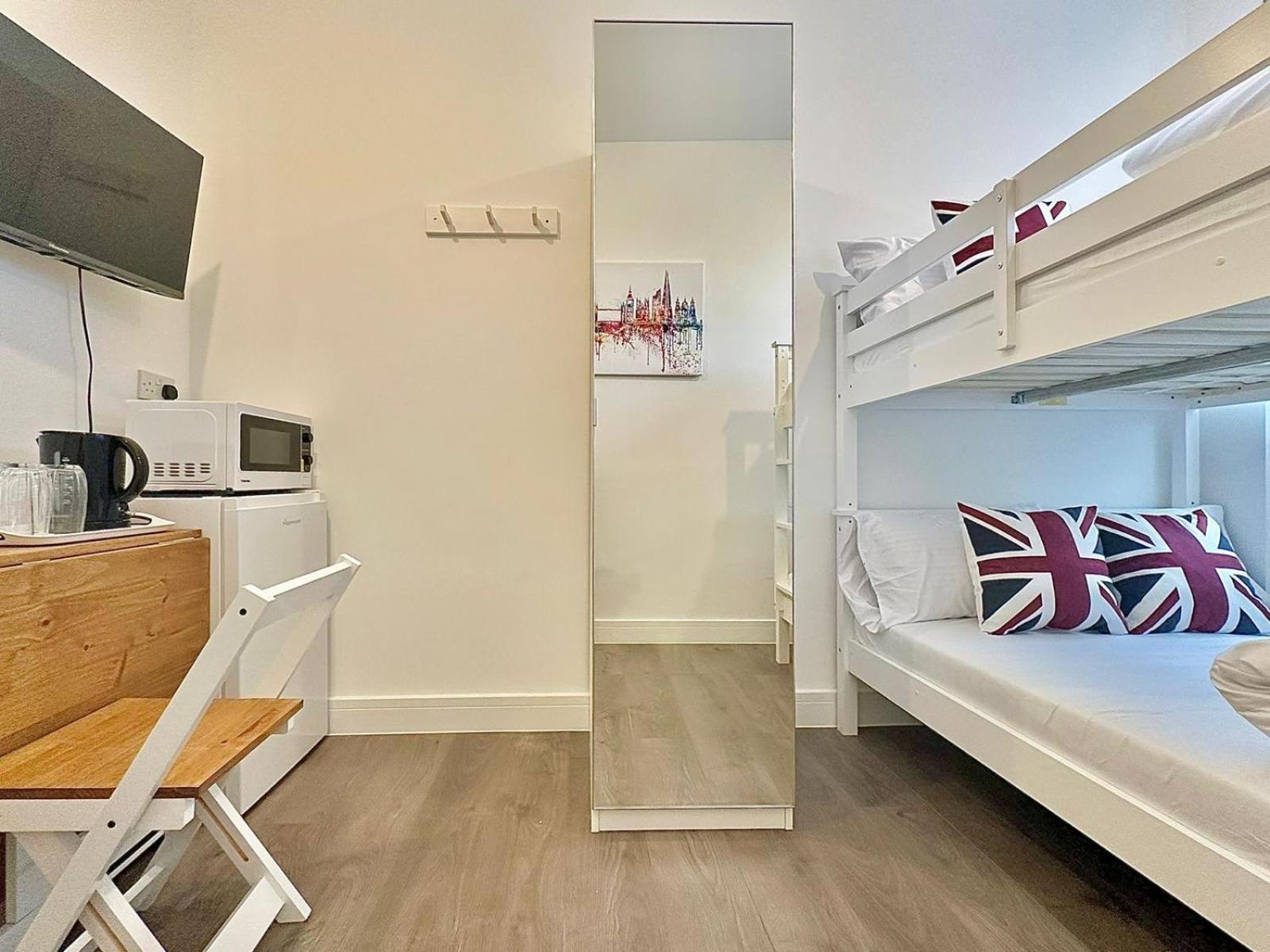 264 Pentonville Road London